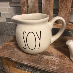 Rae Dunn Soy Cup